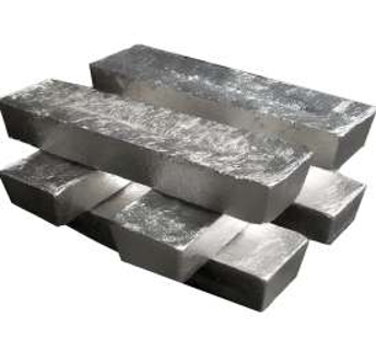 Metallic molybdenum briquettes