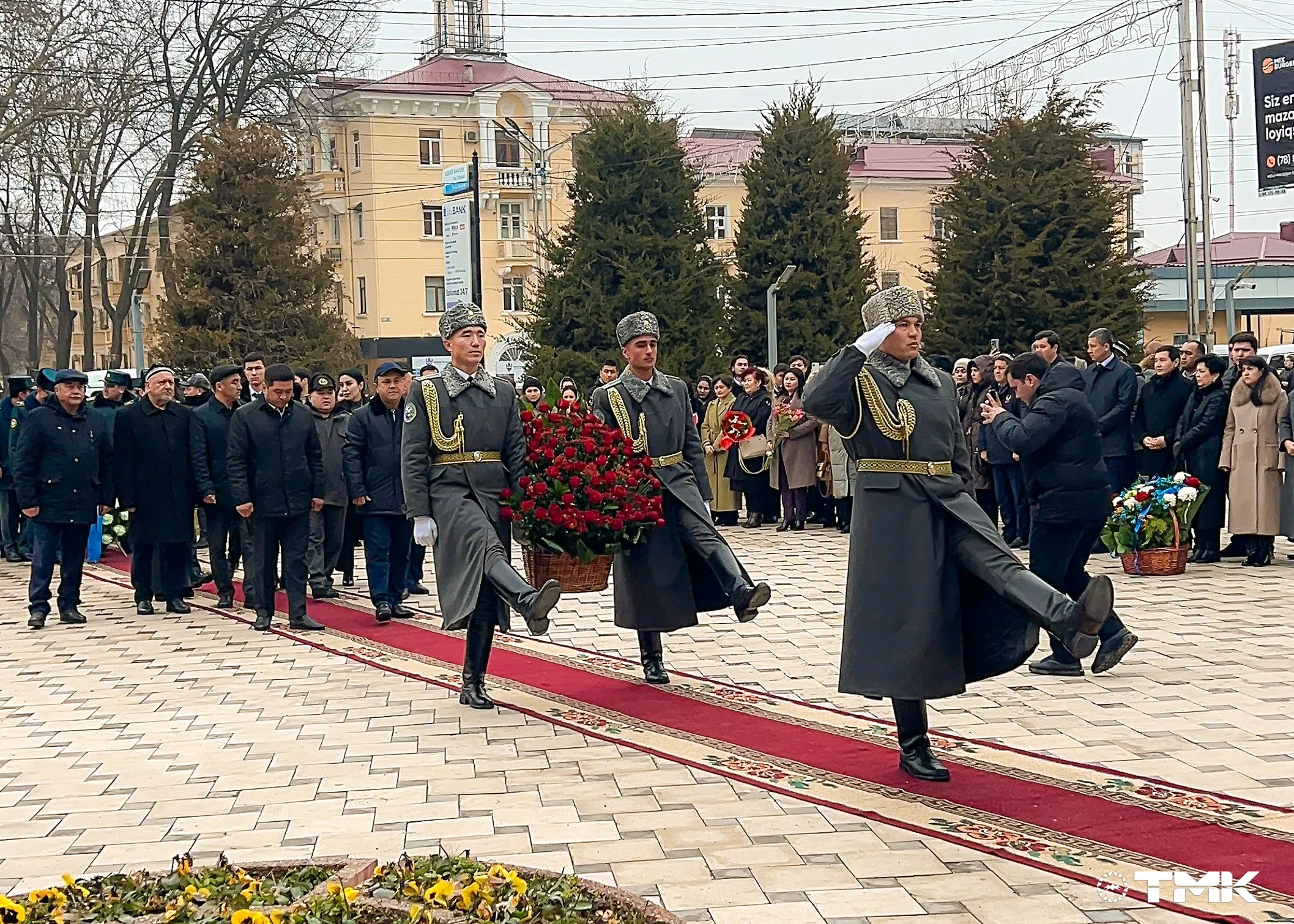 Почтение к Алишеру Навои